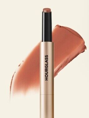 Hourglass Phantom Blur Balm Spell - Warm Beige. BNIB